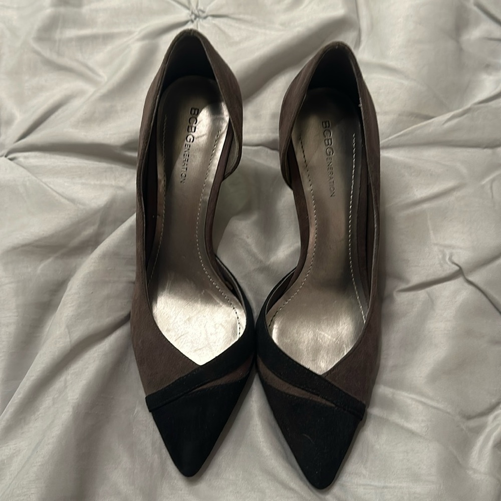 Brand new without tag beautiful swede heels